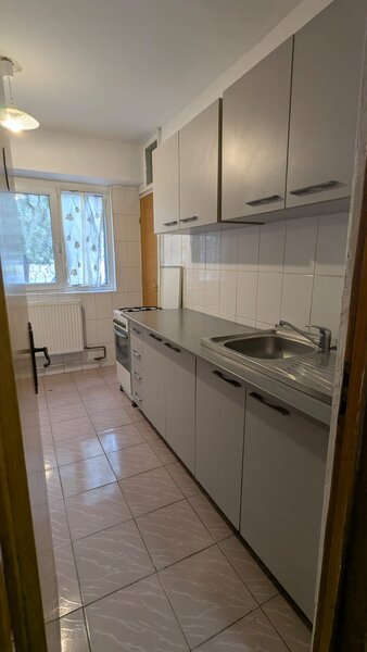 5 min Metrou Timpuri Noi Unirii, Apartament 3 camere Decomandat, 2 Bai, 2AC